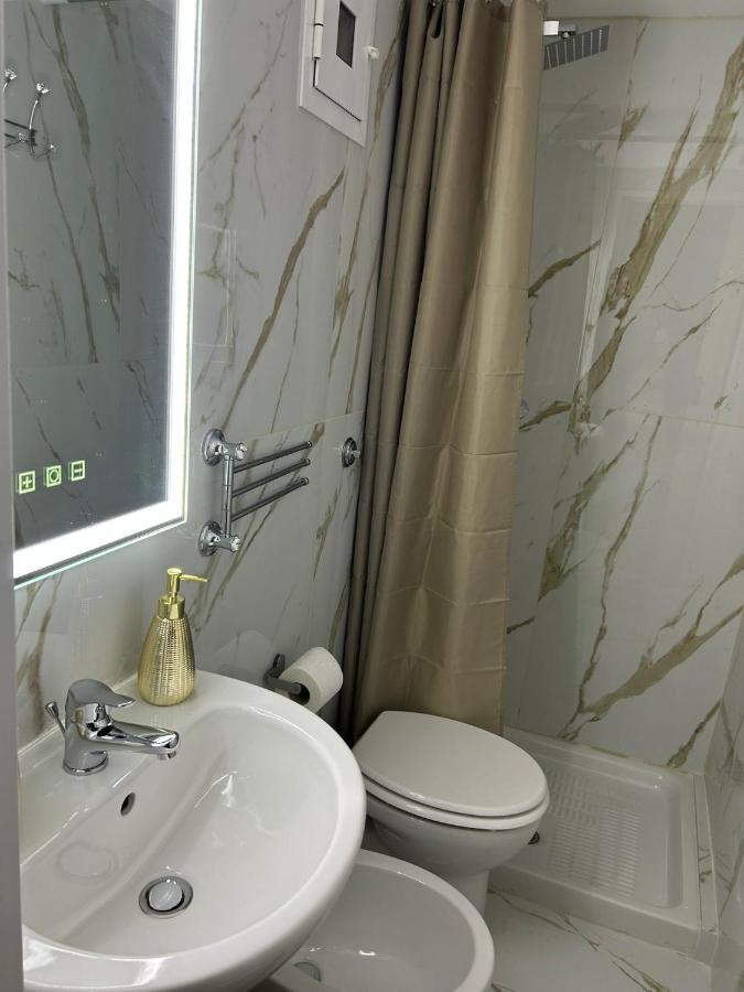 Valeryroom * Napoli